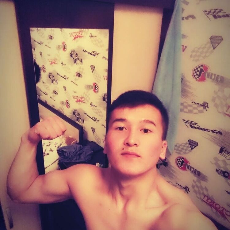  ,   Adylbek, 31 ,   ,   , c 