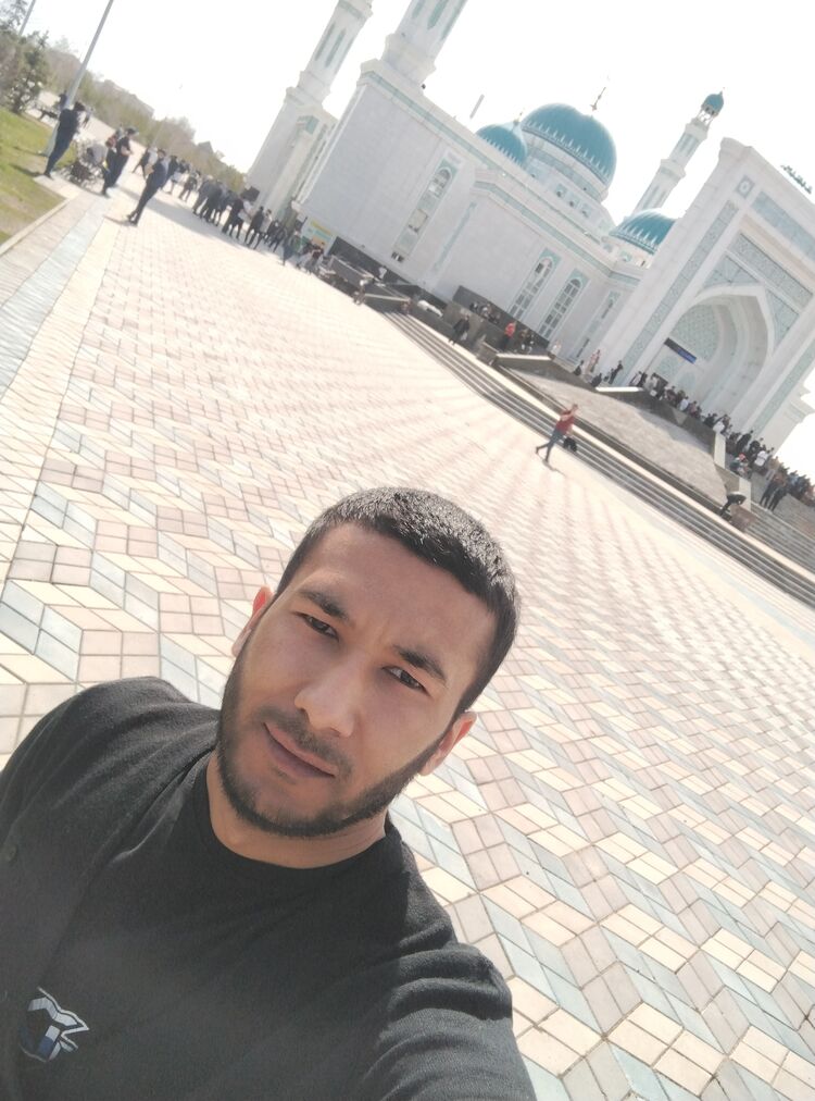  43209827  Nuraziz, 29 ,    