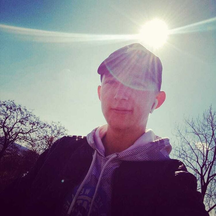  Praha,   David, 25 ,   ,   
