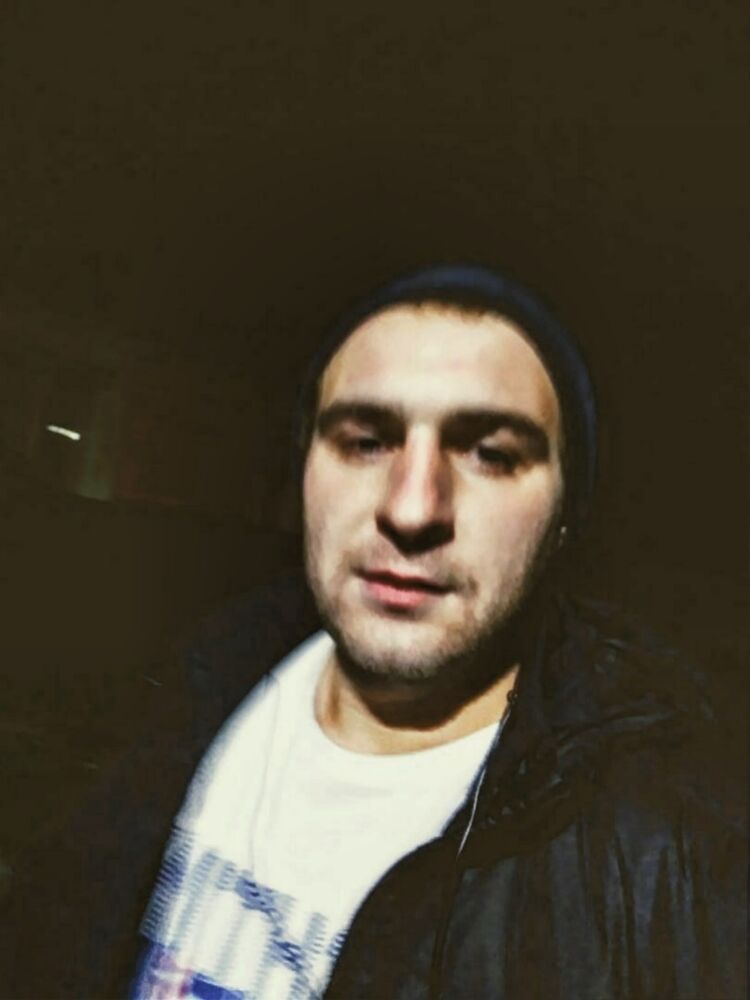  46449357  , 32 ,    
