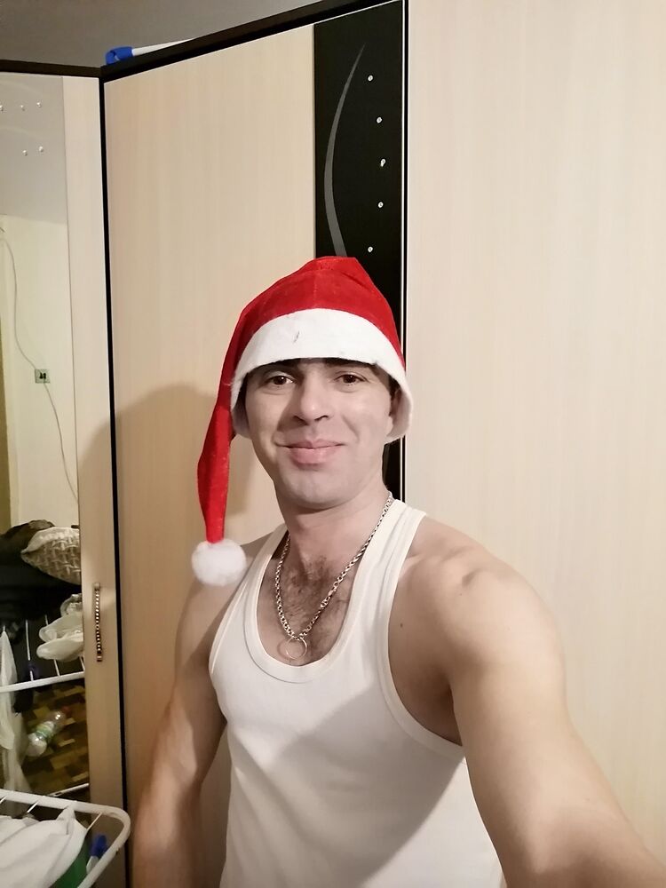  26143947  , 37 ,    