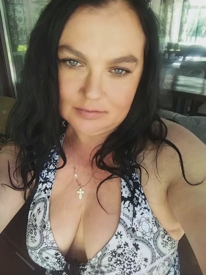  53180907  , 48 ,    