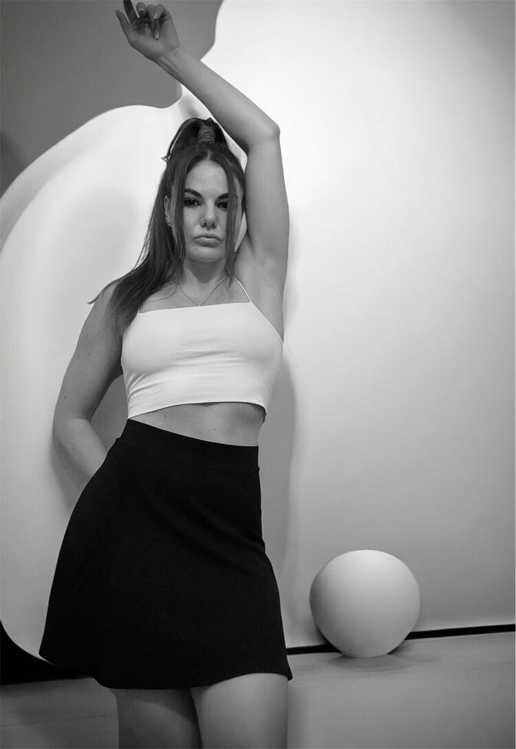  47976337  Polina, 28 ,    