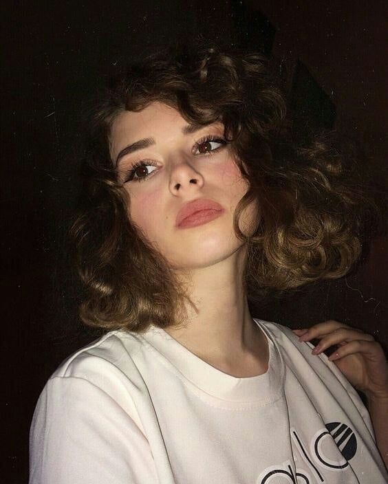  50604697  Alina, 20 ,    