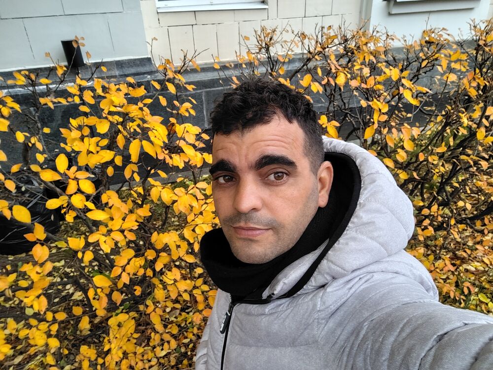  49168257  Eduardo, 42 ,    