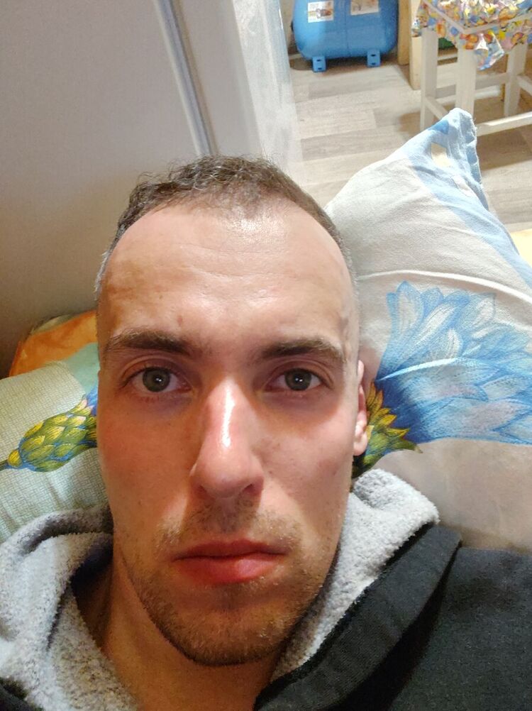  ,   Alex, 36 ,  