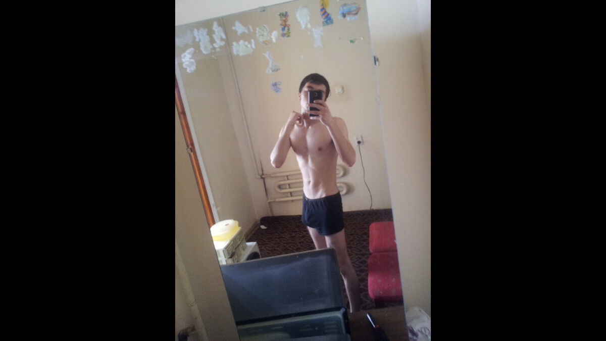  7220107  , 32 ,    