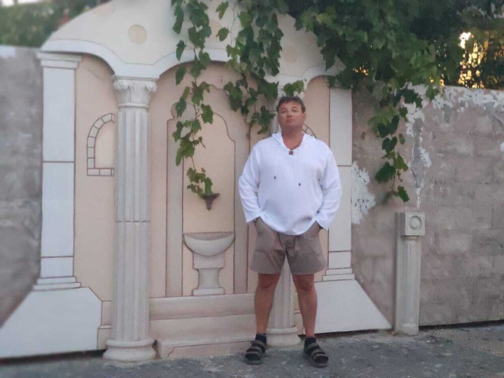  54454457  Sergej, 41 ,    