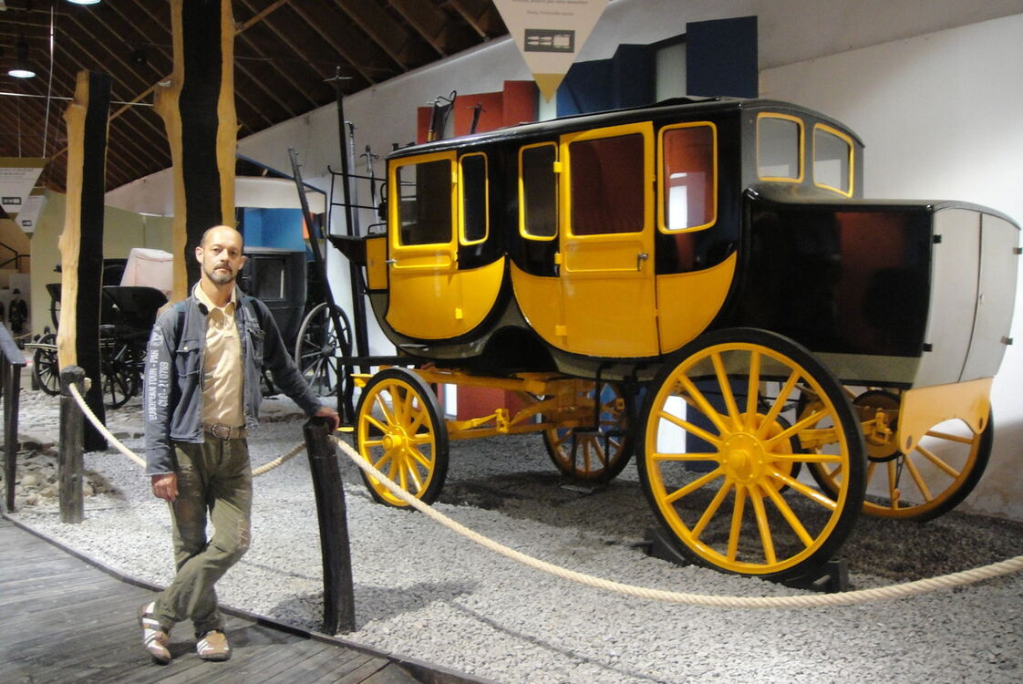  Praha,   , 64 ,  