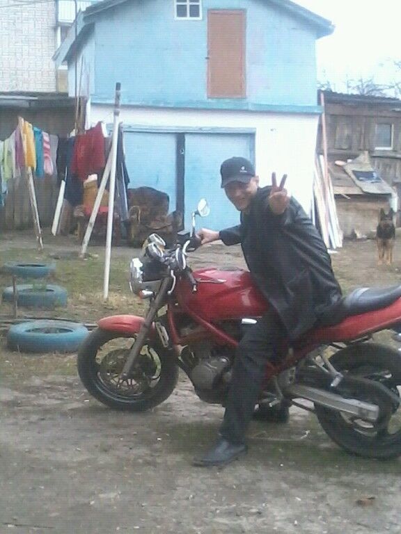  8710727  , 44 ,    