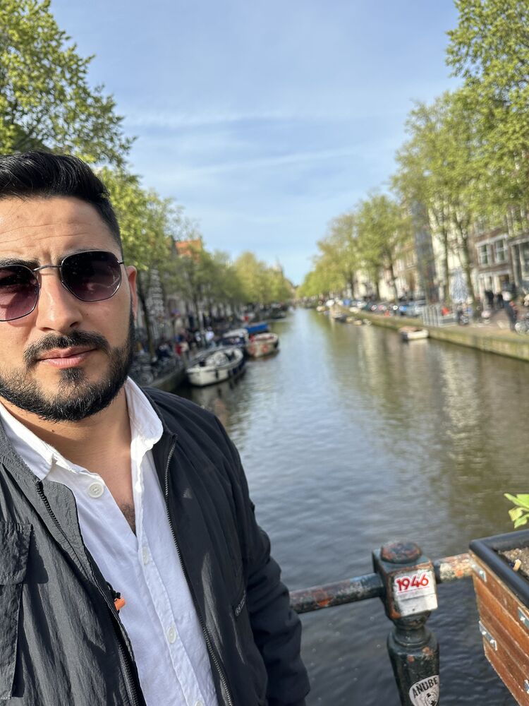  49168447  Roma, 31 ,    Frankfurt Am Main