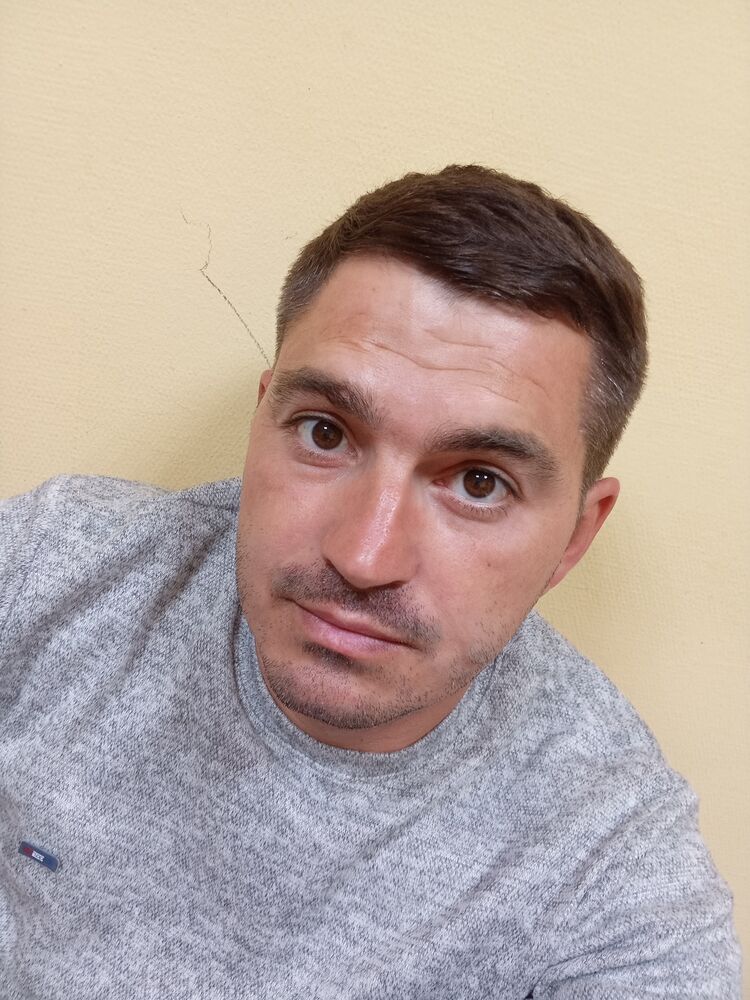  51488277  , 33 ,    