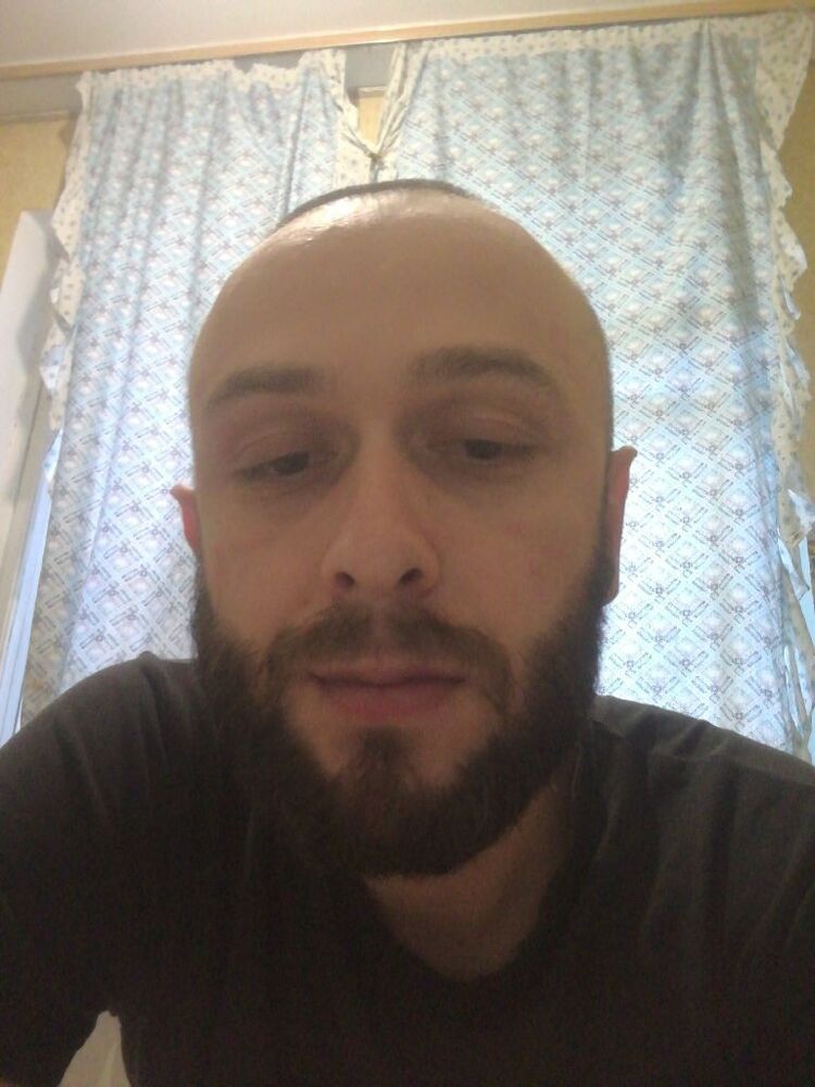 ���� 17054277 ������� Lion, 40 ���, ���� ���������� � ���������