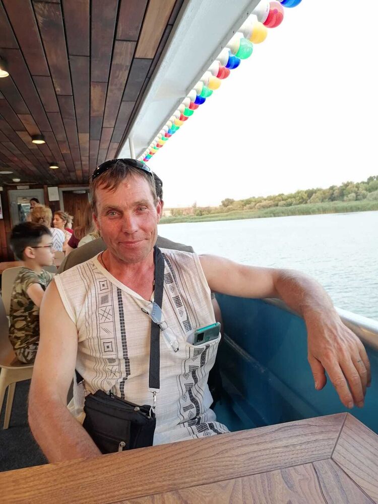  --,   , 48 ,   ,   