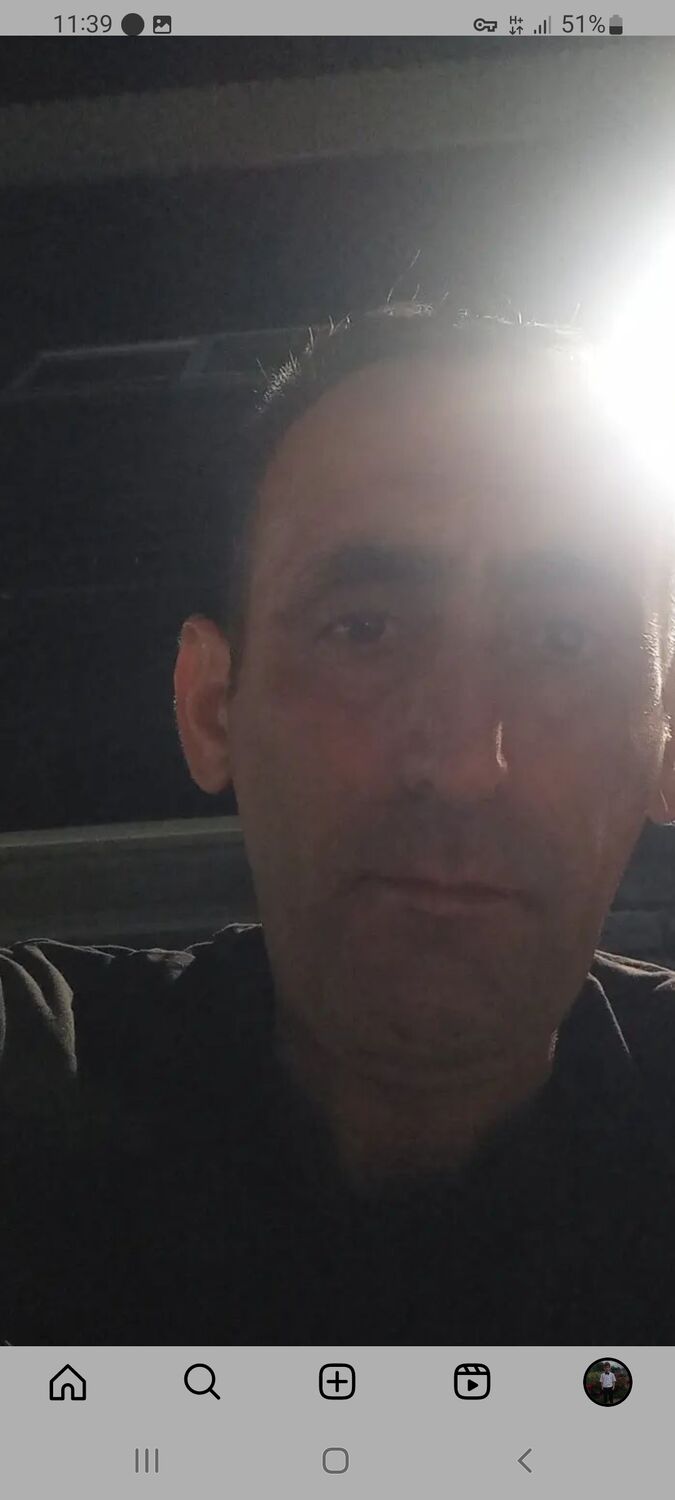  39649217  Begzad, 45 ,    