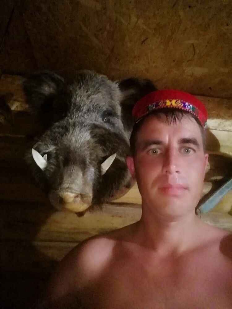  32383817  , 37 ,    