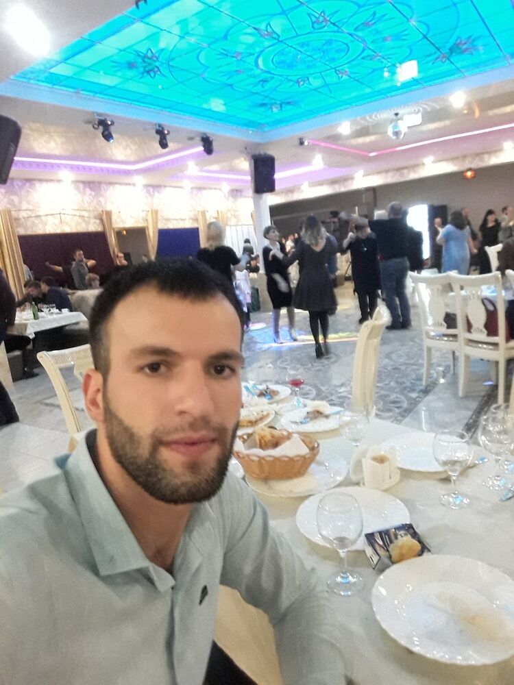  15132767  Marat, 33 ,    