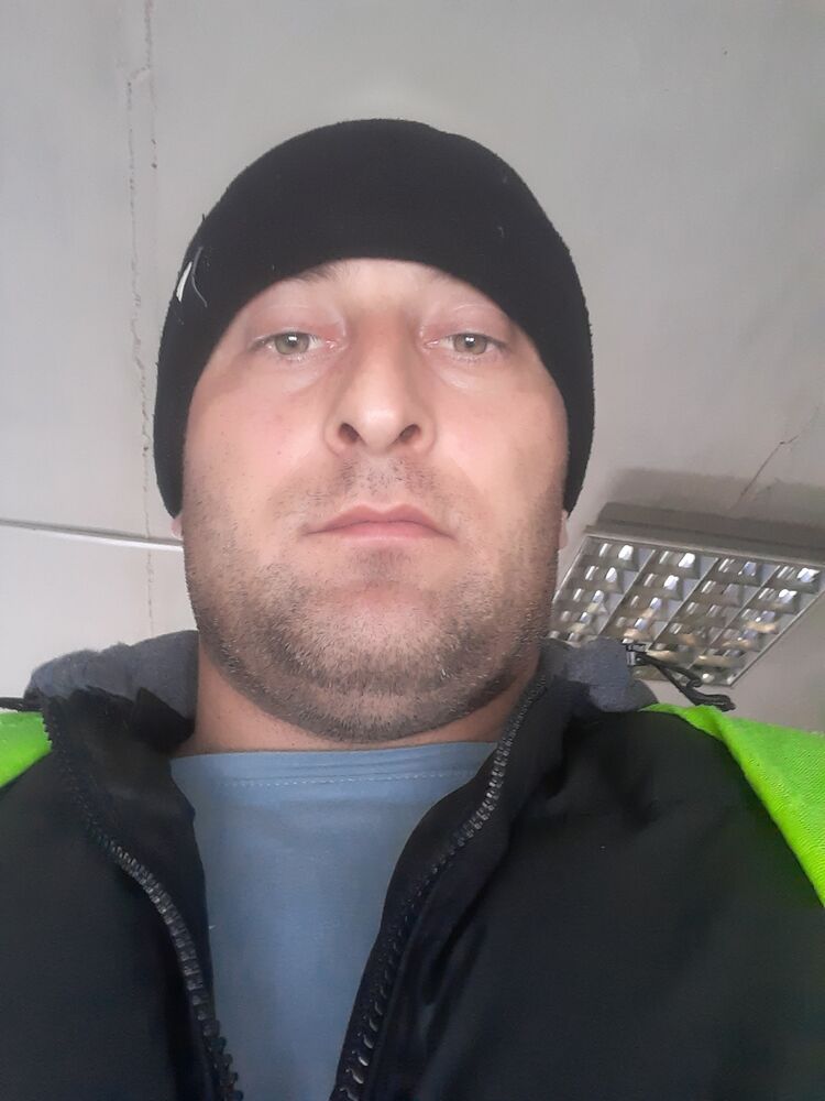  48337867  , 34 ,    
