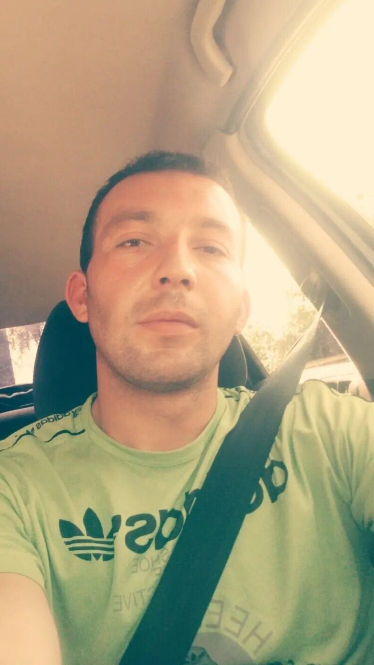  51394877  , 34 ,    Kolinany