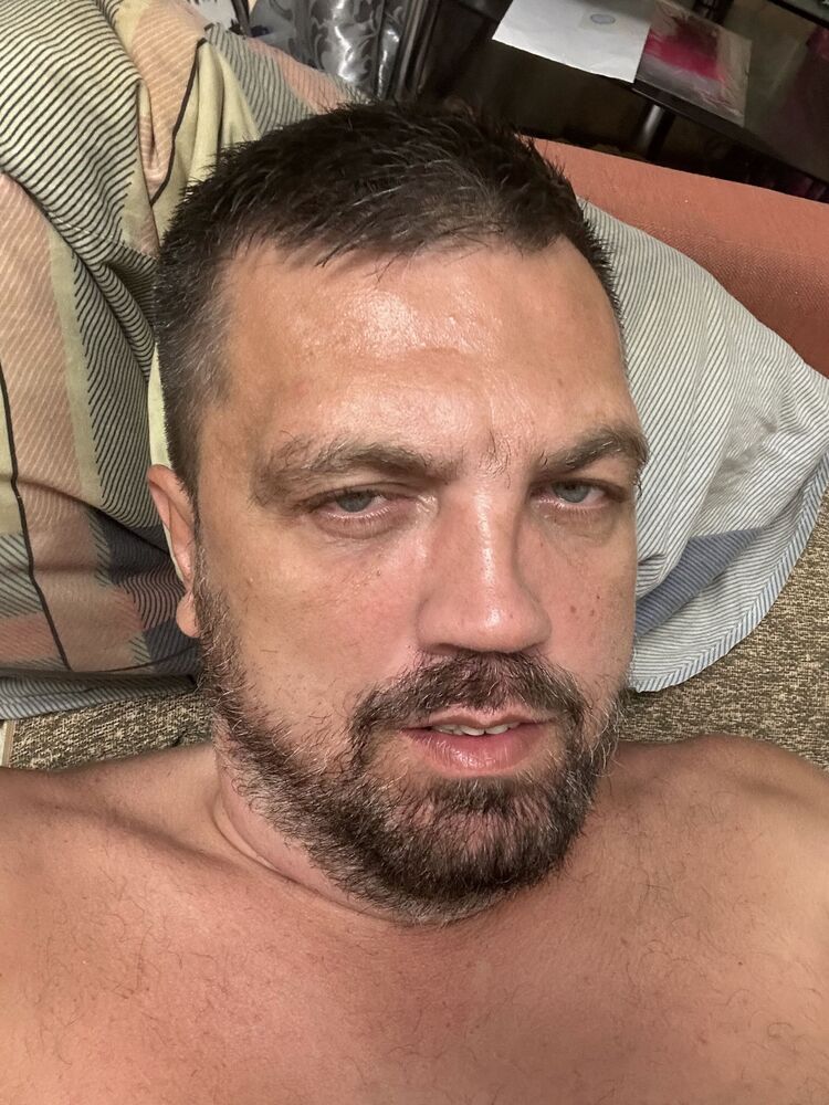  52802207  , 42 ,    