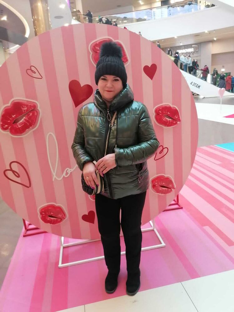  37048187  , 52 ,    -