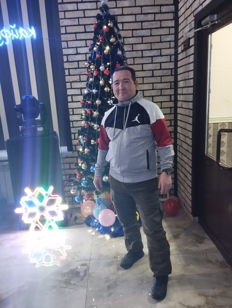  31866457  , 45 ,    