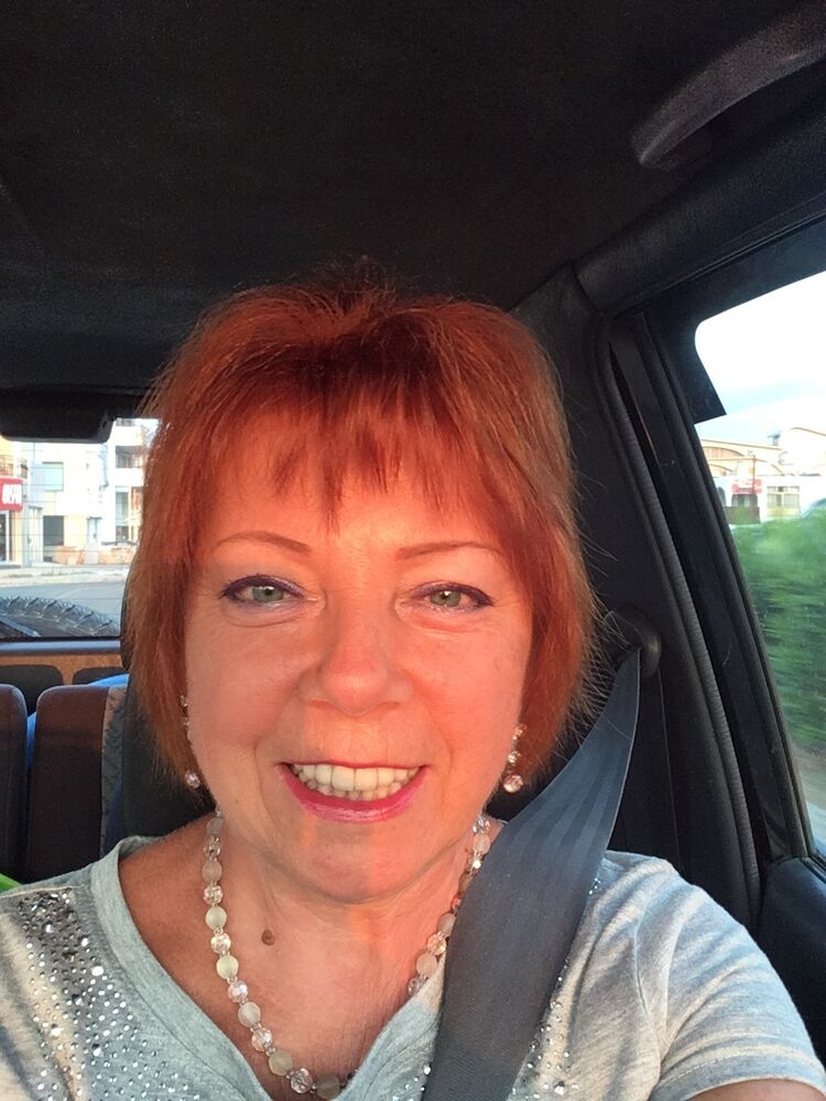  ,   Lara, 69 ,   c 