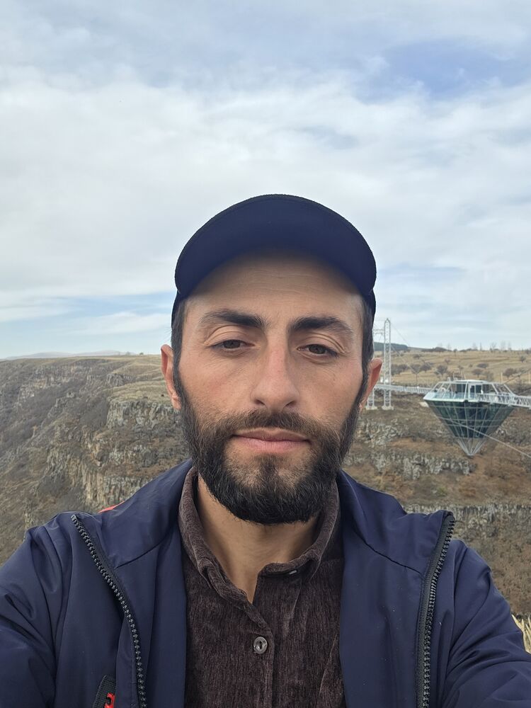  54589917  Seri, 30 ,    