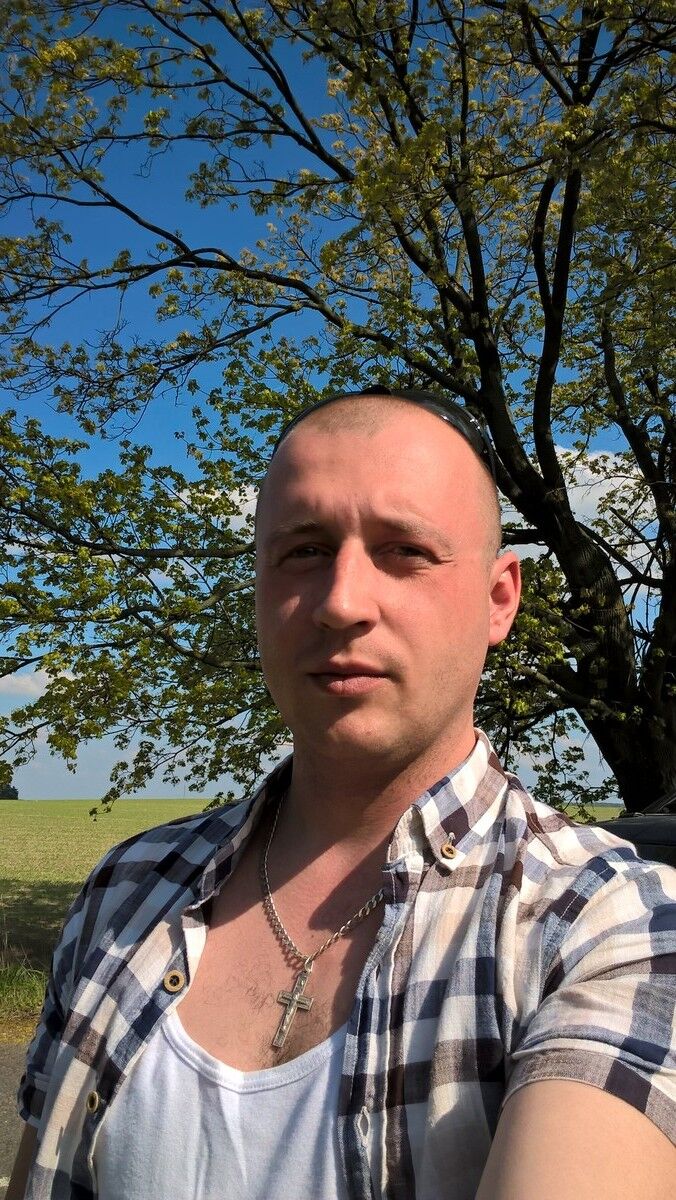  7572507  Vitaliy, 36 ,    