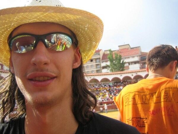  Zaragoza,   Woozoo, 42 ,     , c 
