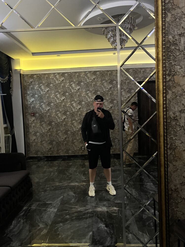  44957317  , 21 ,    Deleted