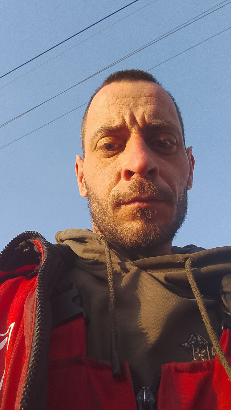  50673827  , 37 ,    