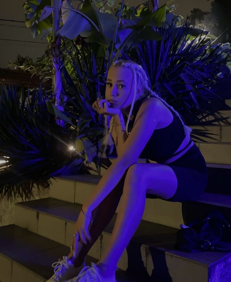  ,   , 23 ,   ,   