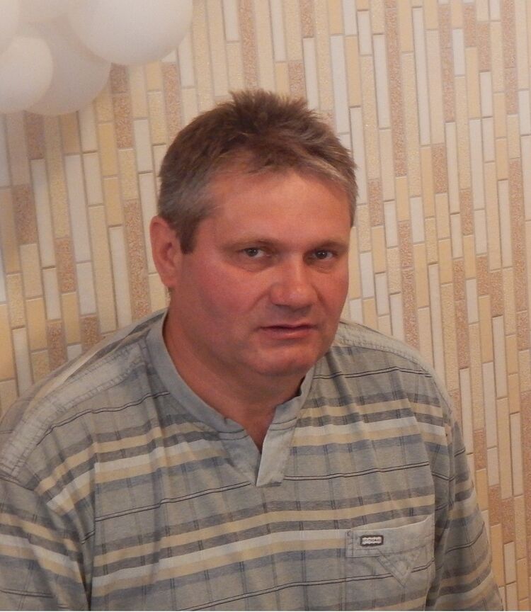  ,   Alecsandr, 59 ,   