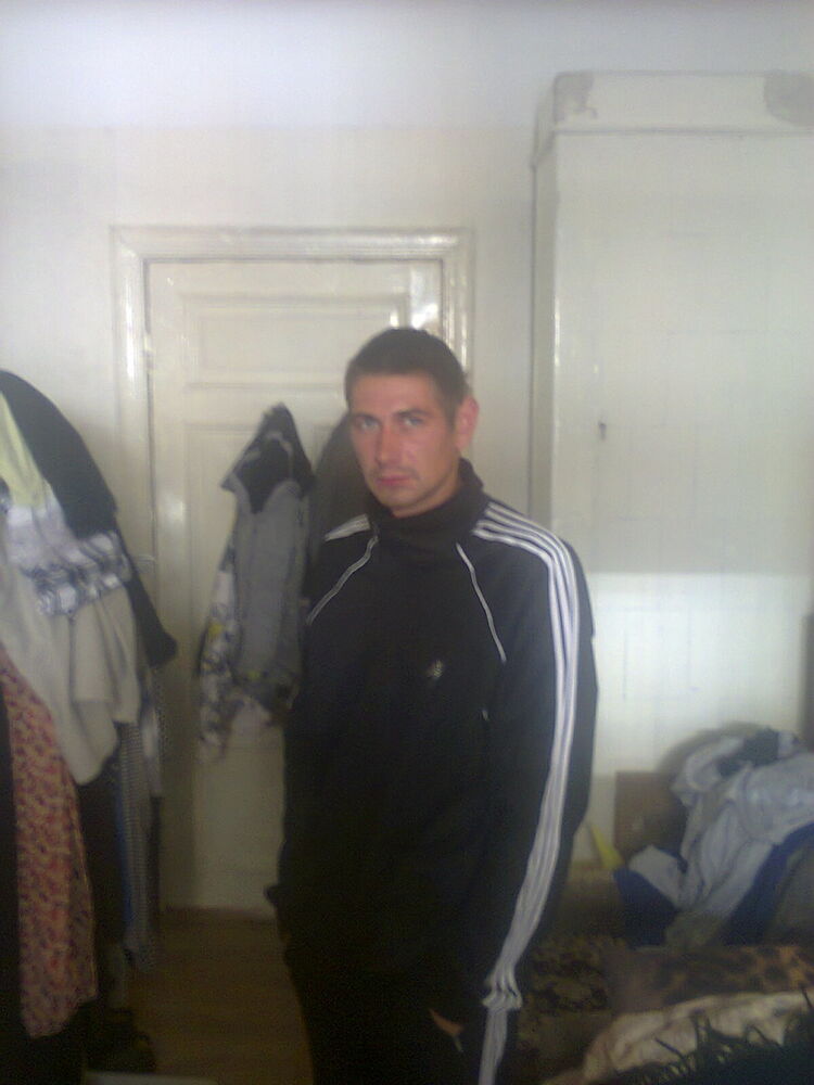 ,   Oleg, 37 ,   ,   , c 