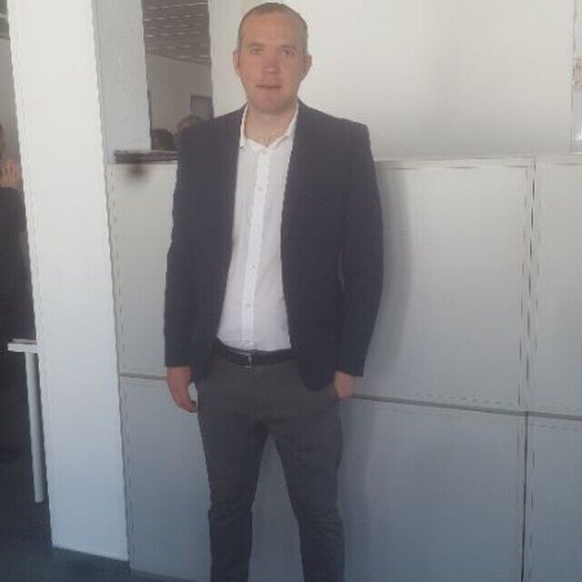  21472687  Stanislav, 53 ,    