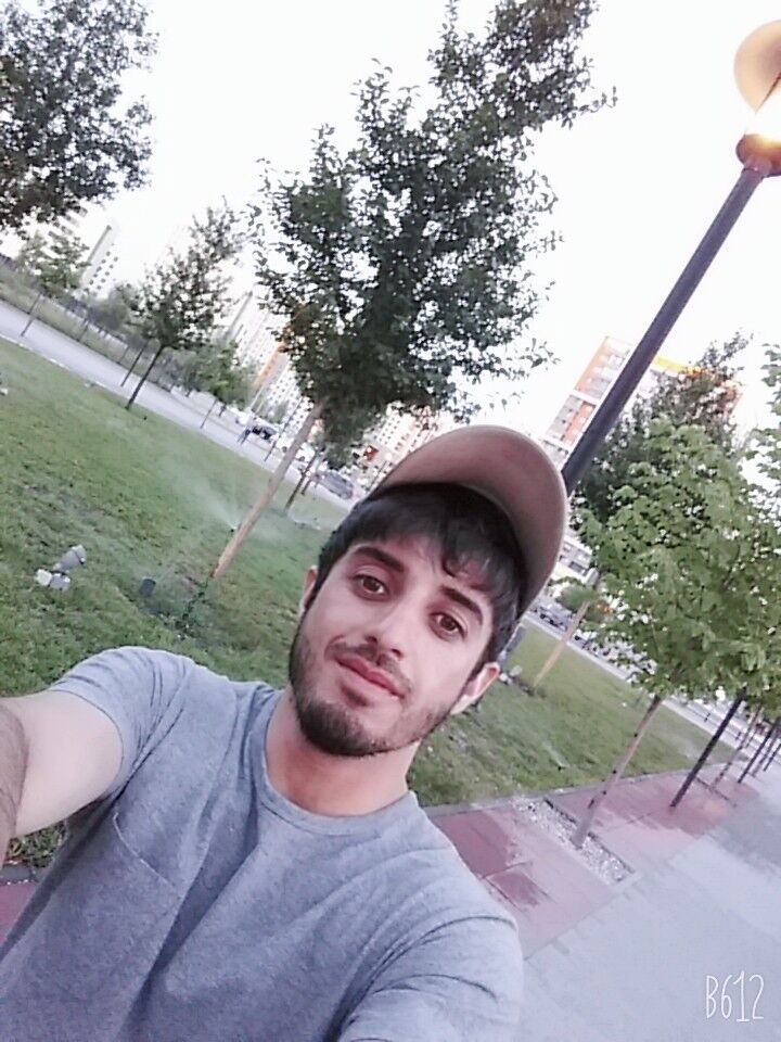  ,   Rinat, 35 ,  