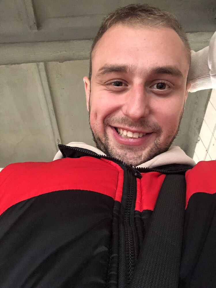  ,   Denis, 28 ,   ,   
