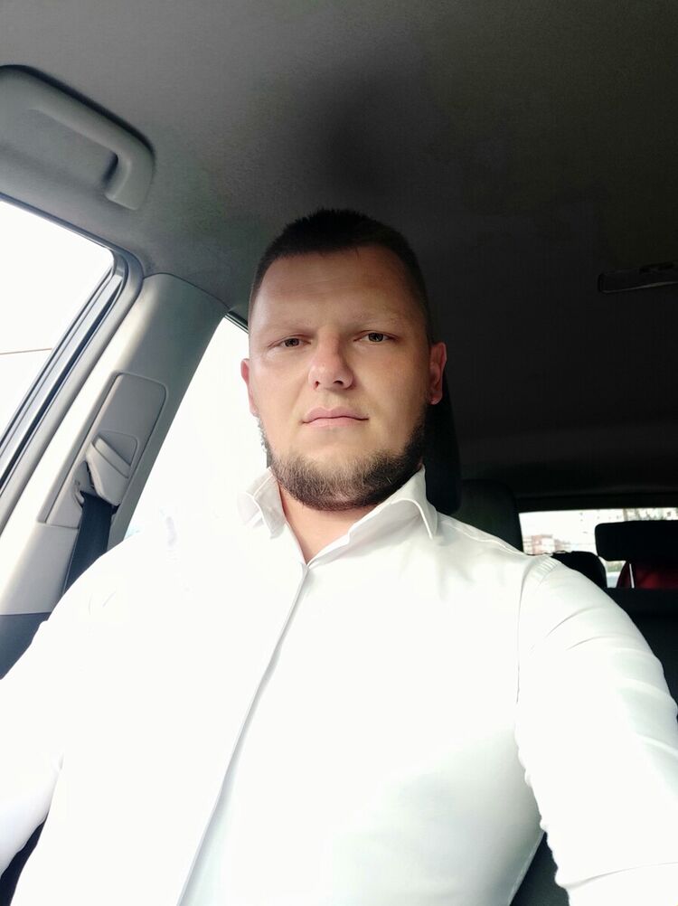  20333837  Petru, 38 ,    