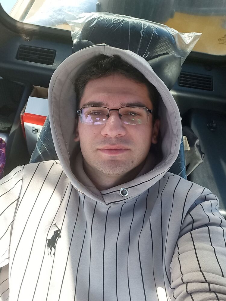  52717087  , 32 ,    