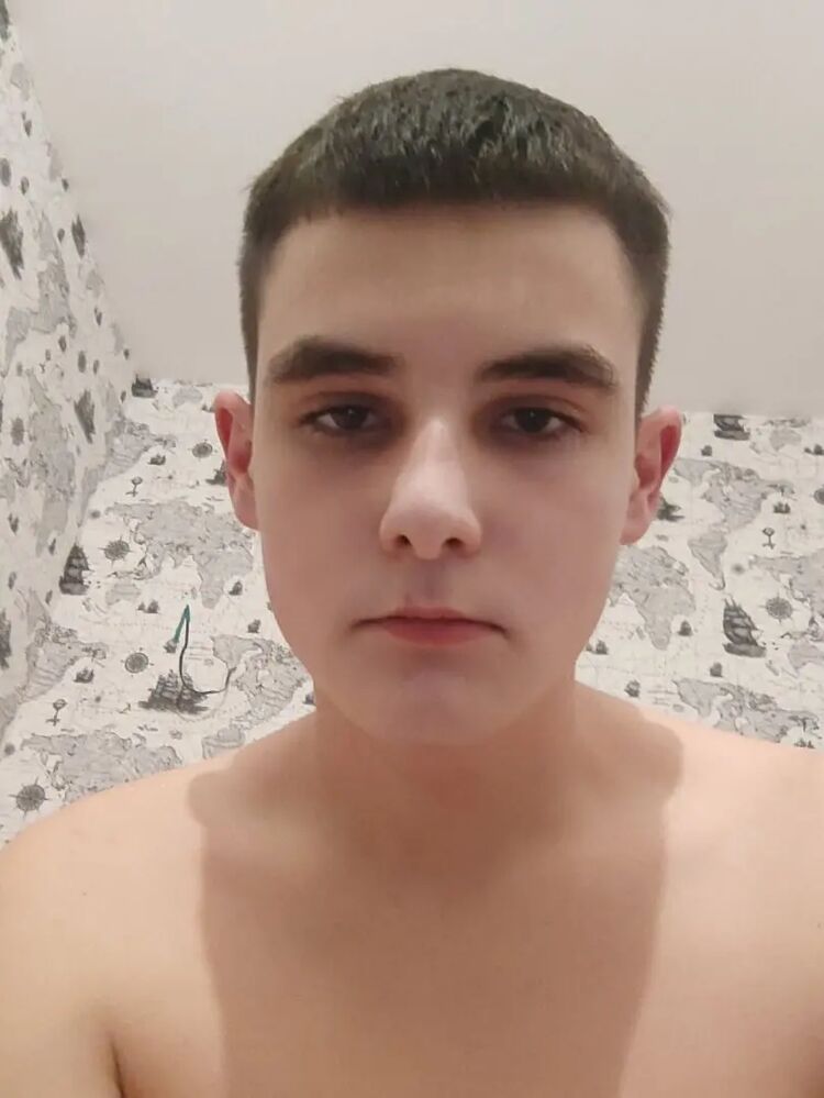  37729447  , 20 ,    