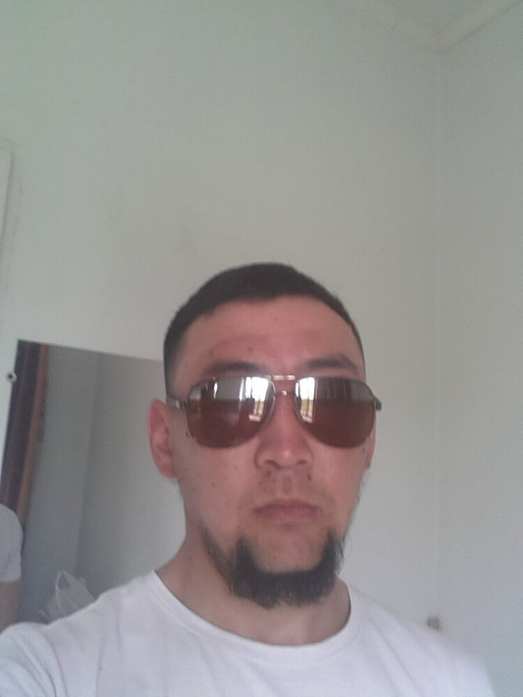  22426317  , 37 ,    
