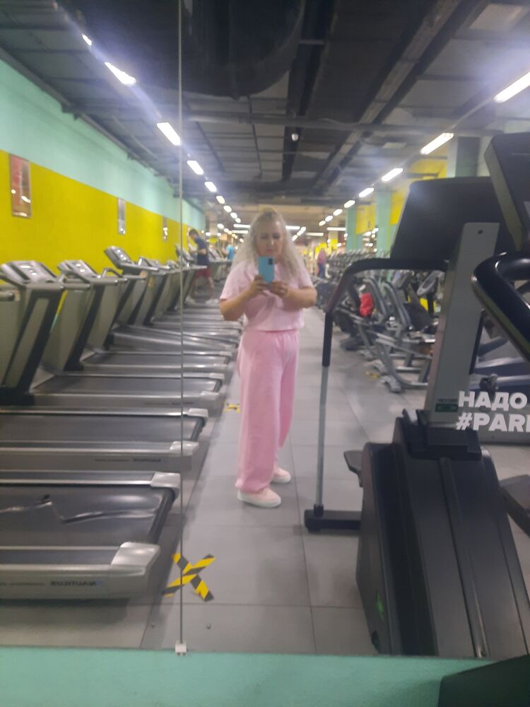  54676517  ANNA, 49 ,    