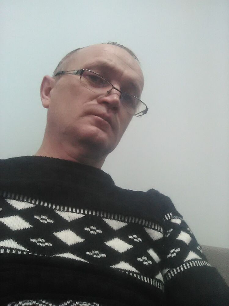  ,   Aleksandr, 52 ,   ,   , c 