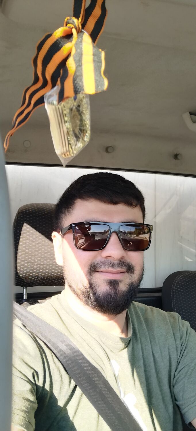  28056637  , 37 ,    