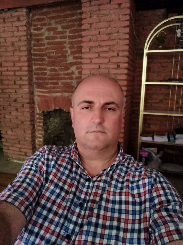  43193767  Konstantine, 50 ,    