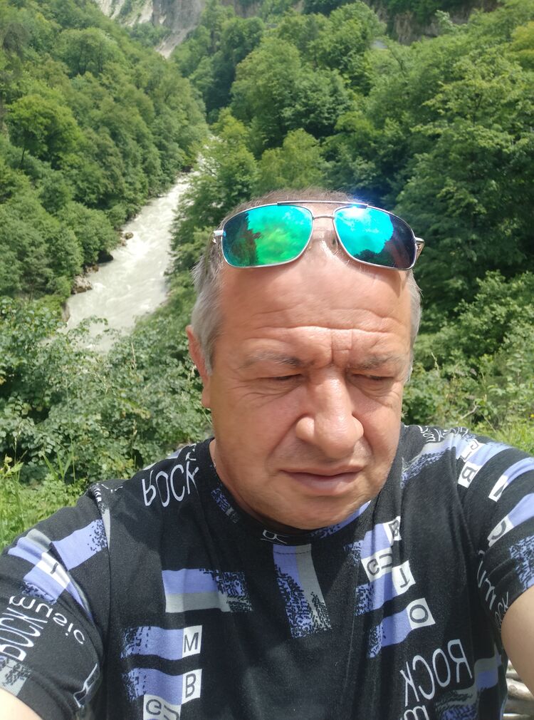  46104657  , 49 ,    