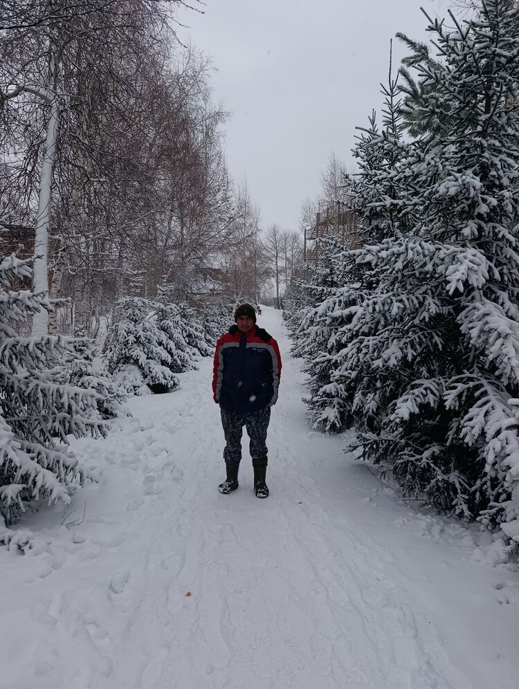  54611867  Eskendir, 38 ,    