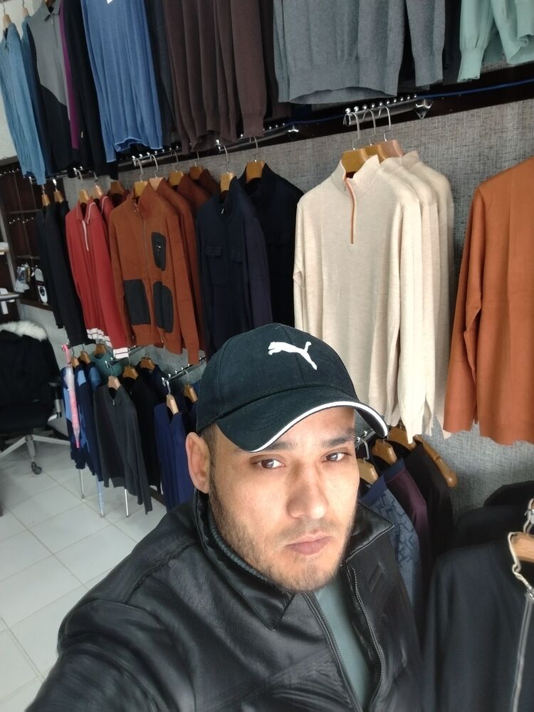  41337407  , 39 ,    