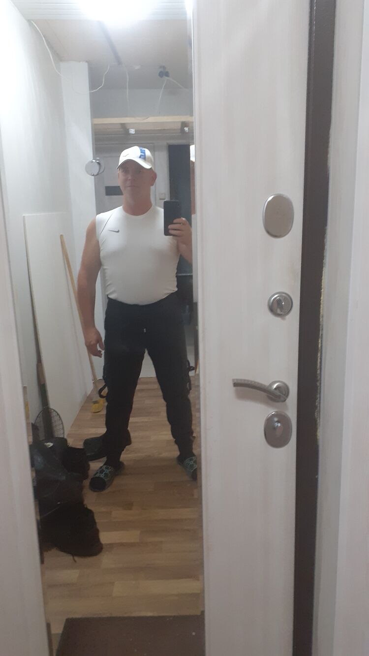  28134677  , 42 ,    